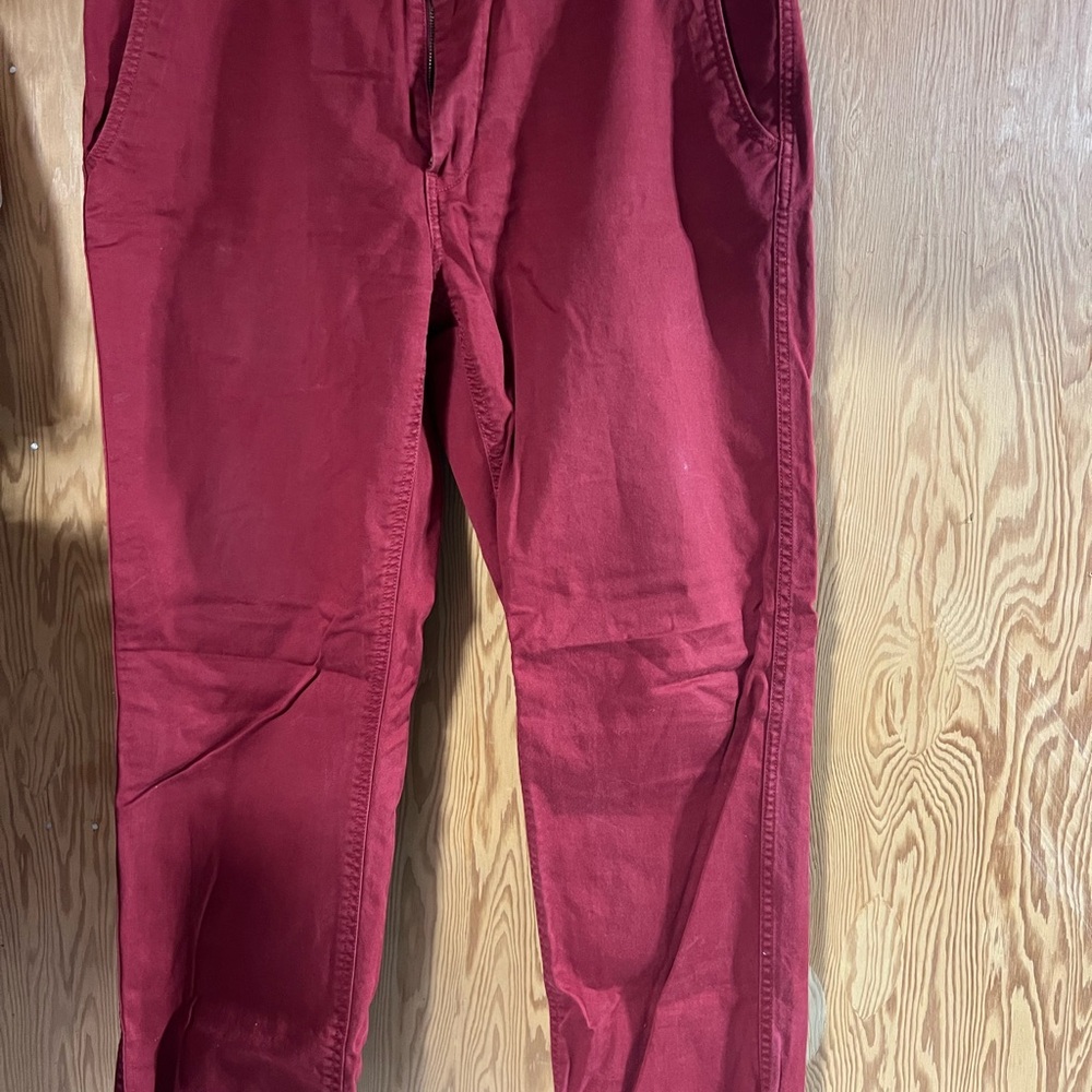 Men’s 36X32 Levi Deep Red Pants